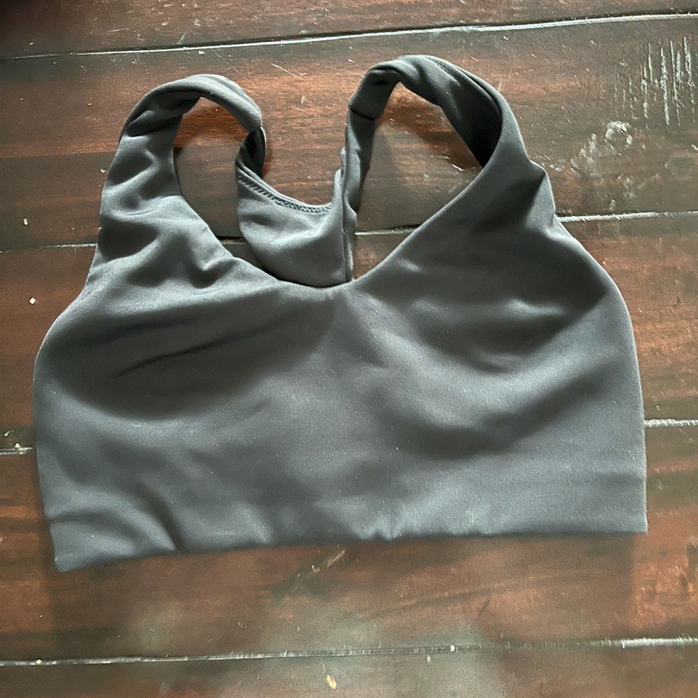 Black size 4 lululemon bra